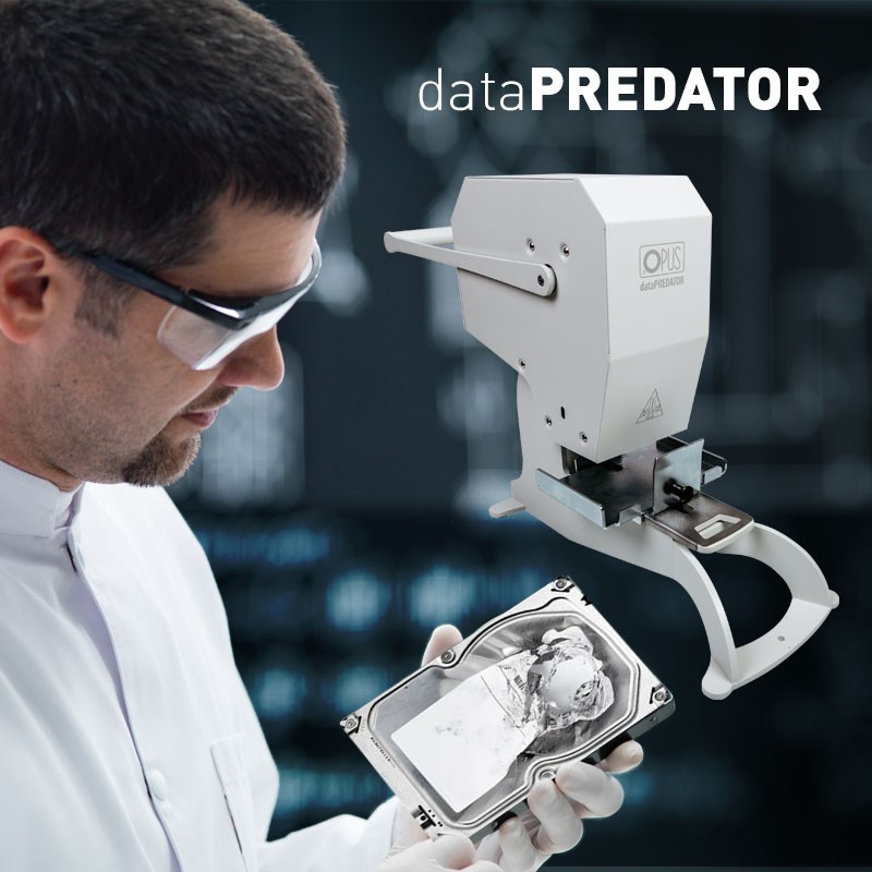 Niszczenie dysku twardego HDD za pomocą niszczarki profesjonalnej OPUS dataPREDATOR