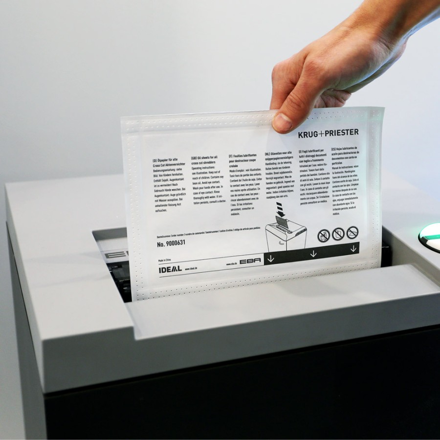 Niszczenie dokumentów w niszczarce