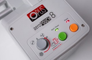 Urządzenie do wypełniania powietrzem poduszek lub mat foliowych - OPUS aeroPOUCH 8