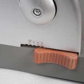 Binding equipment for plastic combs - OPUS Maxi Bingo